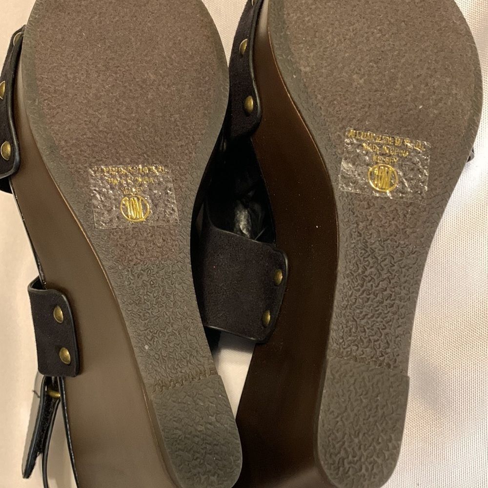 UNR8ED Size 10 black platform wedge shoes.  NEW never worn - Picture 5 of 9